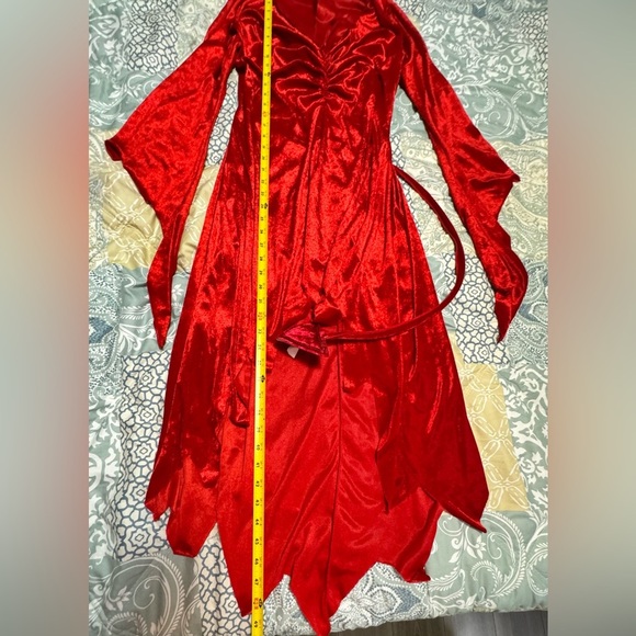 Devil costume - Picture 3 of 7